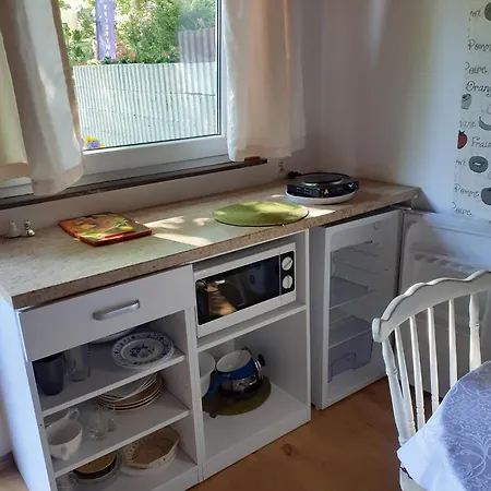 Letniskowy 3 Os Pod Debem 山林小屋 米兹多洛杰